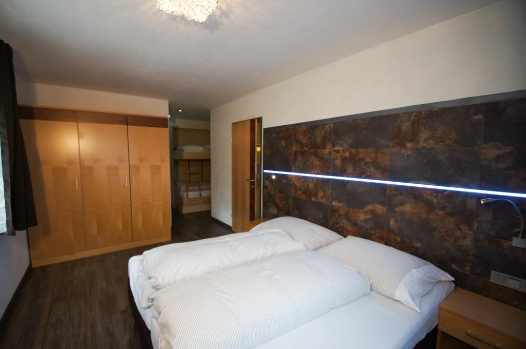 Alpinchalet Eder - Steiner Saalbach-Hinterglemm Habitación foto